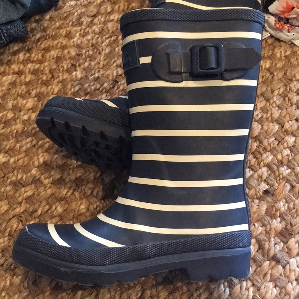 NWOT blue and white striped rainboots size 1